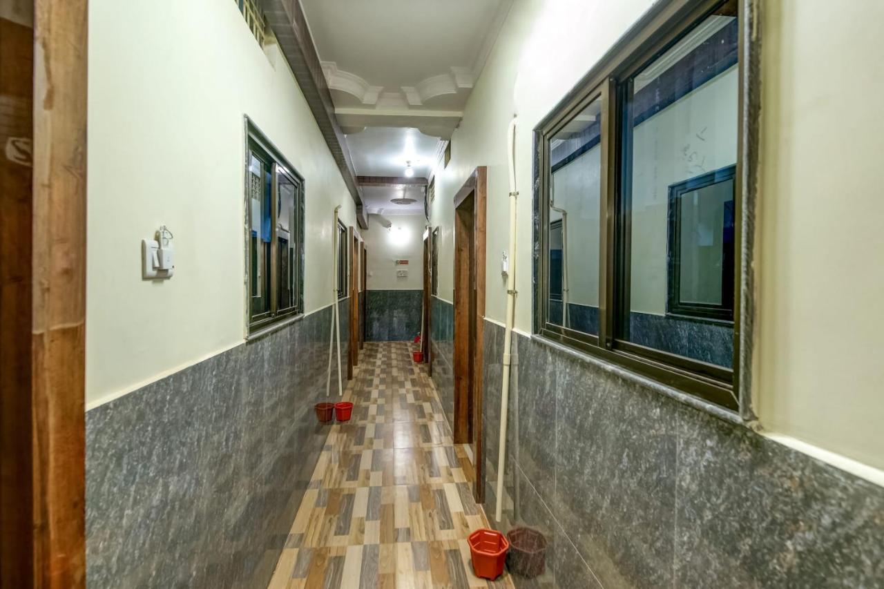Oyo Hotel Badri Inn & Yatri Niwas Jabalpur Buitenkant foto