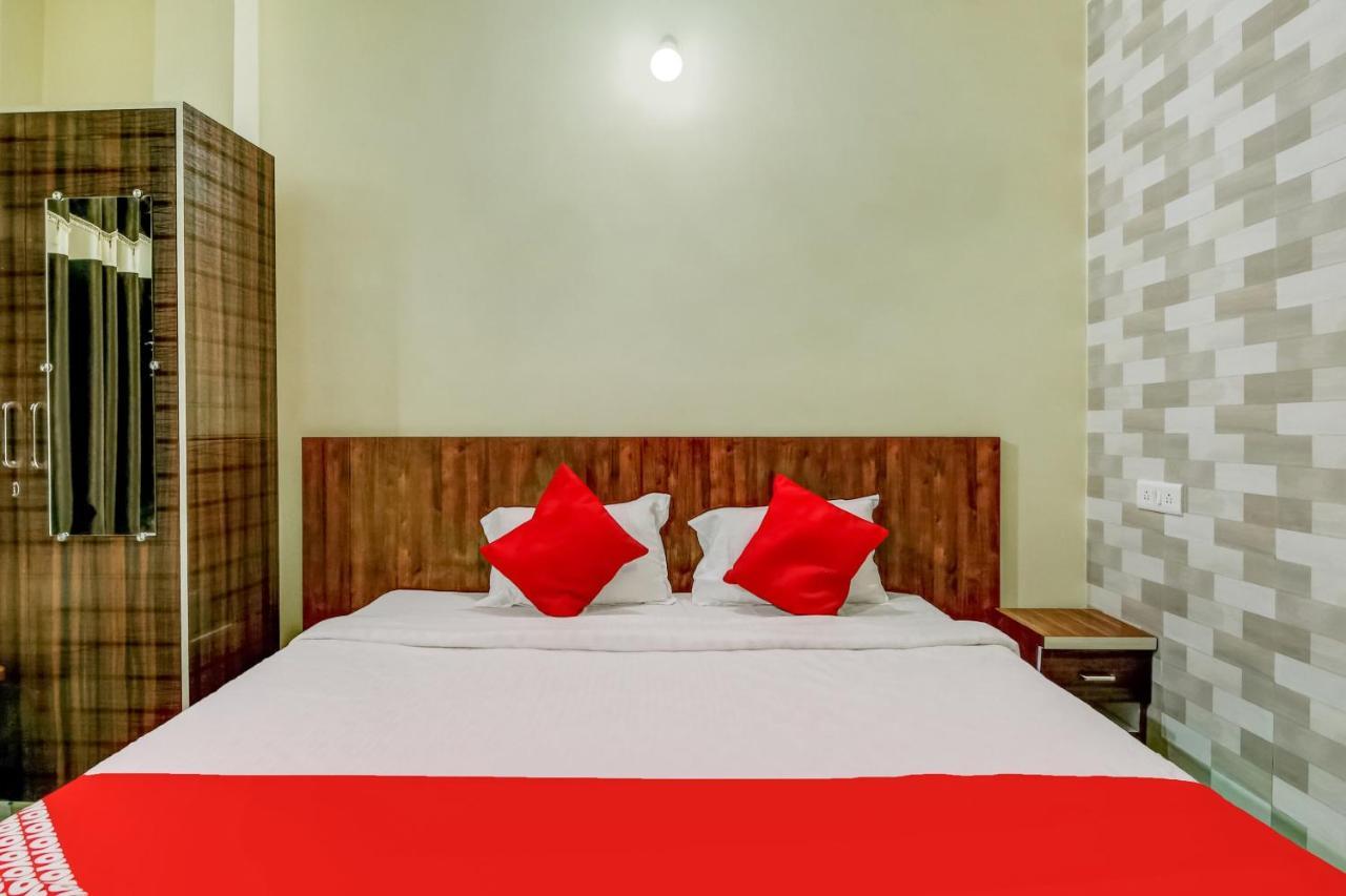 Oyo Hotel Badri Inn & Yatri Niwas Jabalpur Buitenkant foto