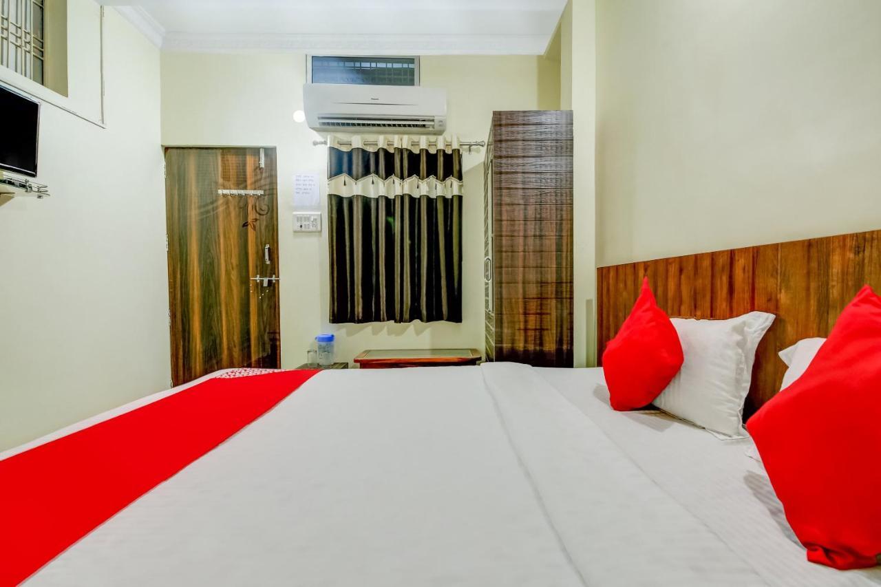 Oyo Hotel Badri Inn & Yatri Niwas Jabalpur Buitenkant foto