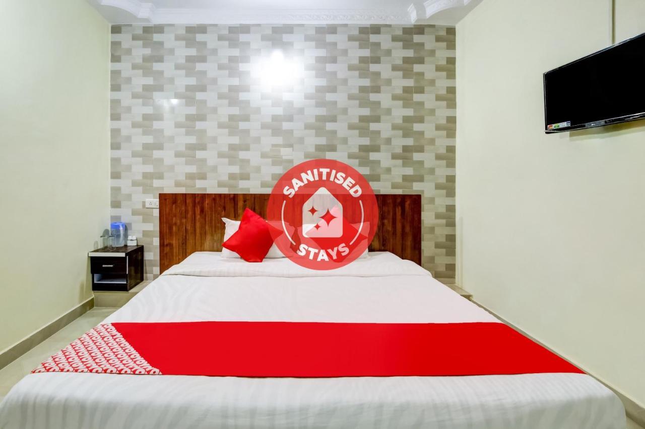 Oyo Hotel Badri Inn & Yatri Niwas Jabalpur Buitenkant foto