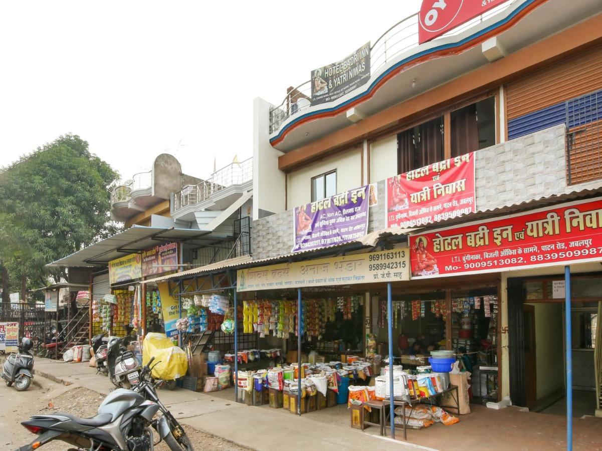 Oyo Hotel Badri Inn & Yatri Niwas Jabalpur Buitenkant foto